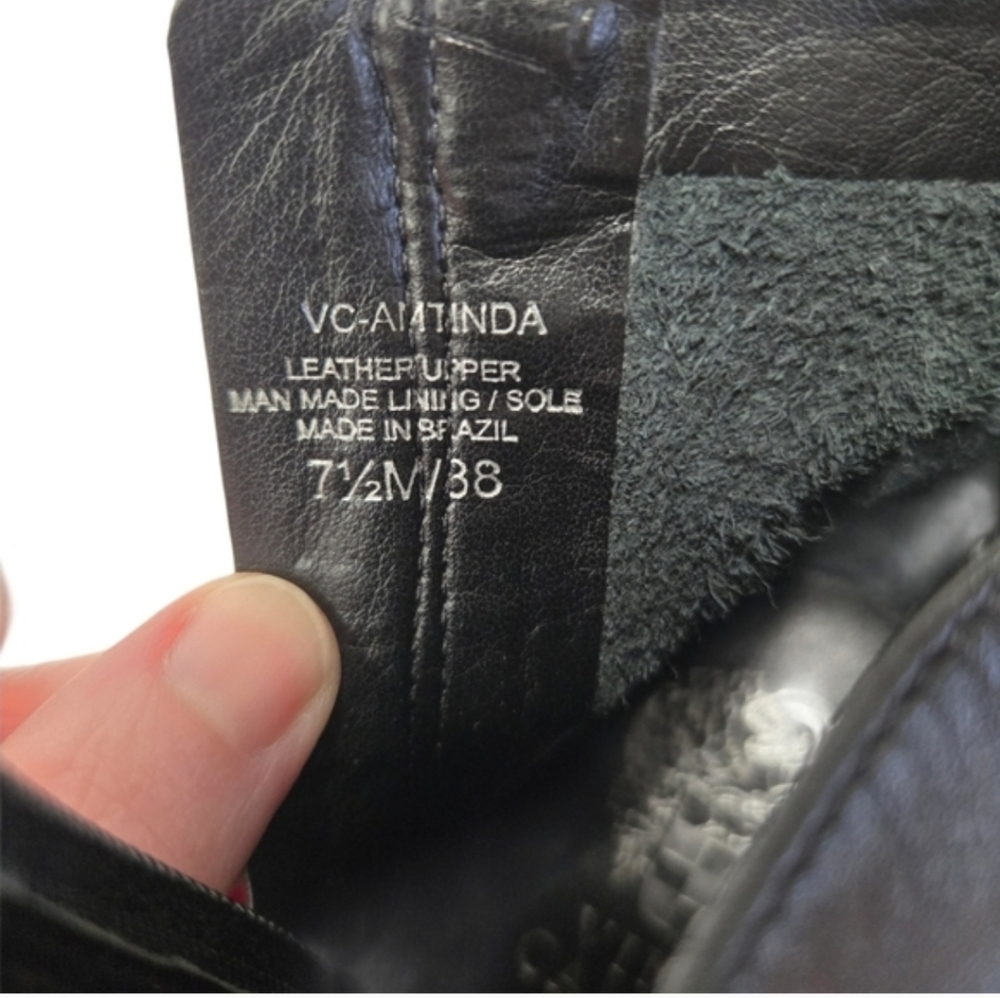 Vince Camuto Amtinda Bootie - Picture 10 of 10